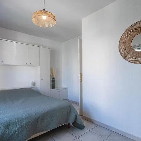 Apartment Centre 200 M De La