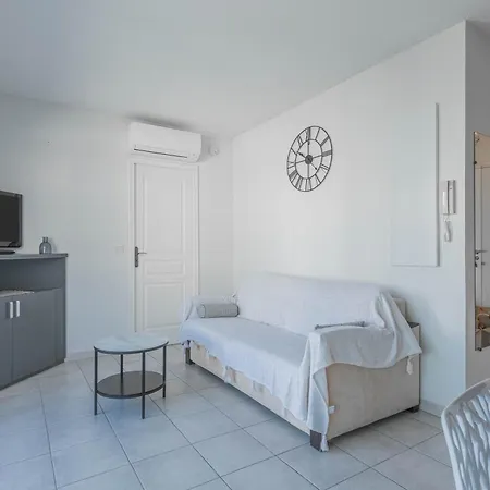 Centre 200 M De La Apartment