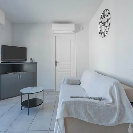 Centre 200 M De La Apartment