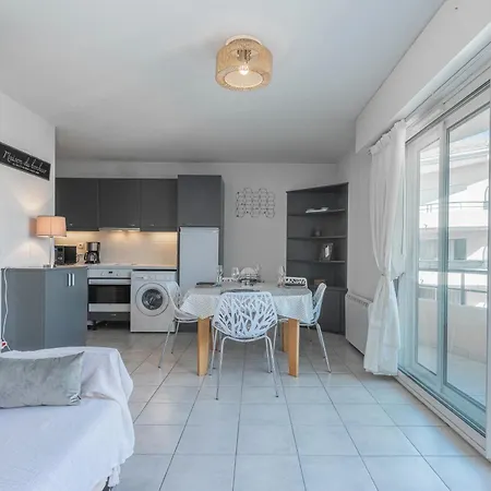 Centre 200 M De La Apartment